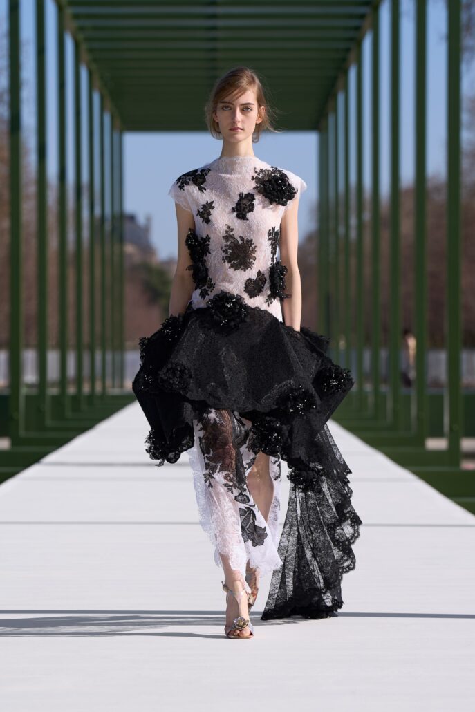 DIOR W RTW FW2627 FRONT LOOK 30 2x3