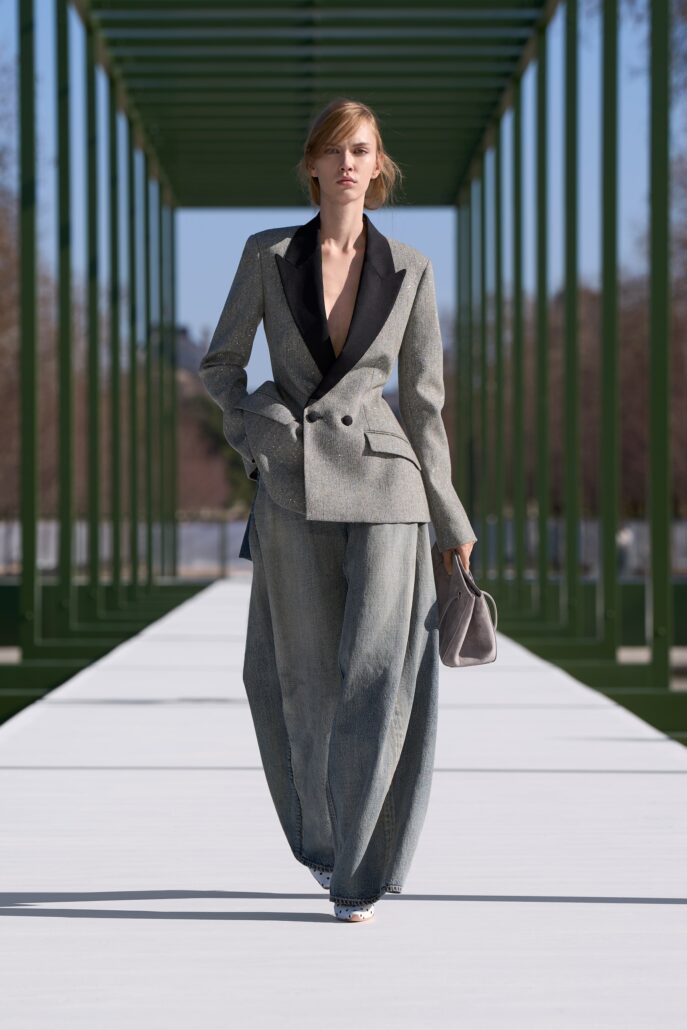 DIOR W RTW FW2627 FRONT LOOK 36 2x3