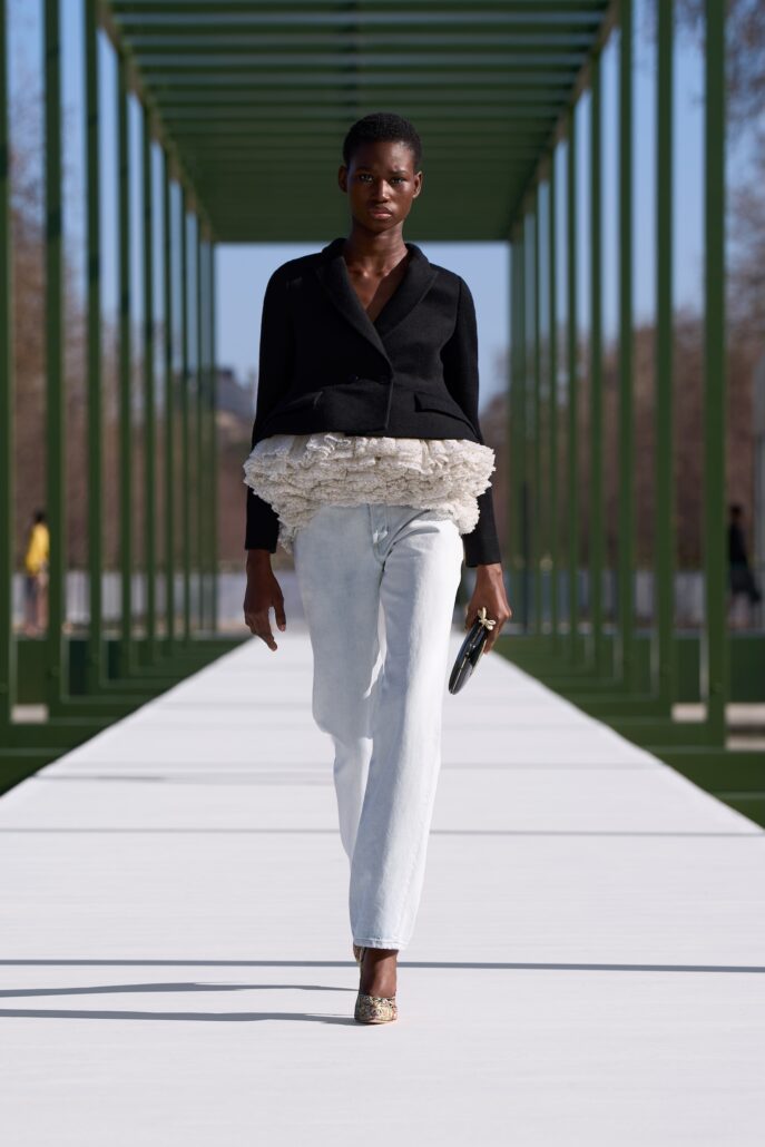 DIOR W RTW FW2627 FRONT LOOK 60 2x3