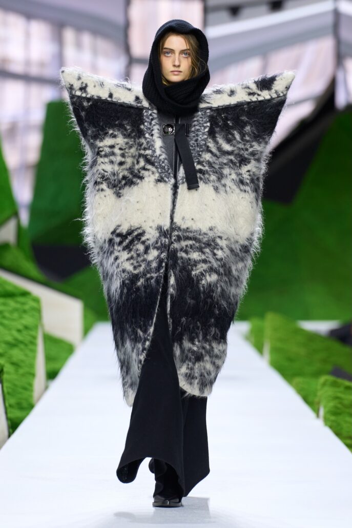 LOOK 2