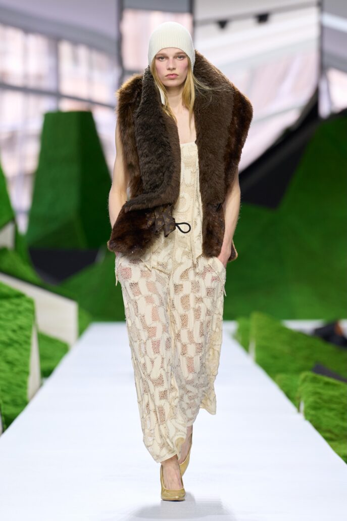 LOOK 21