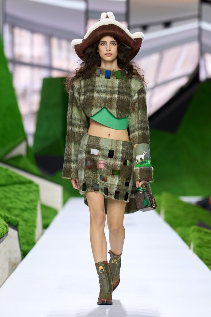 LOOK 30