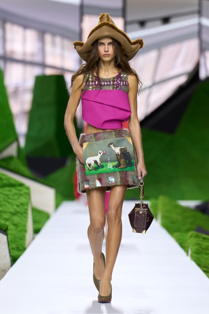 LOOK 35