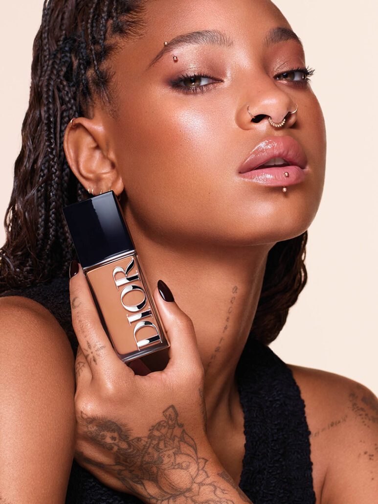 M026 FOREVER 26 M06D Willow Glow ratio 0.75 810x1080px V1