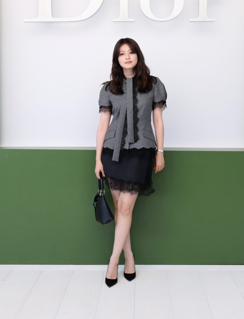 MIO IMADA 4x5