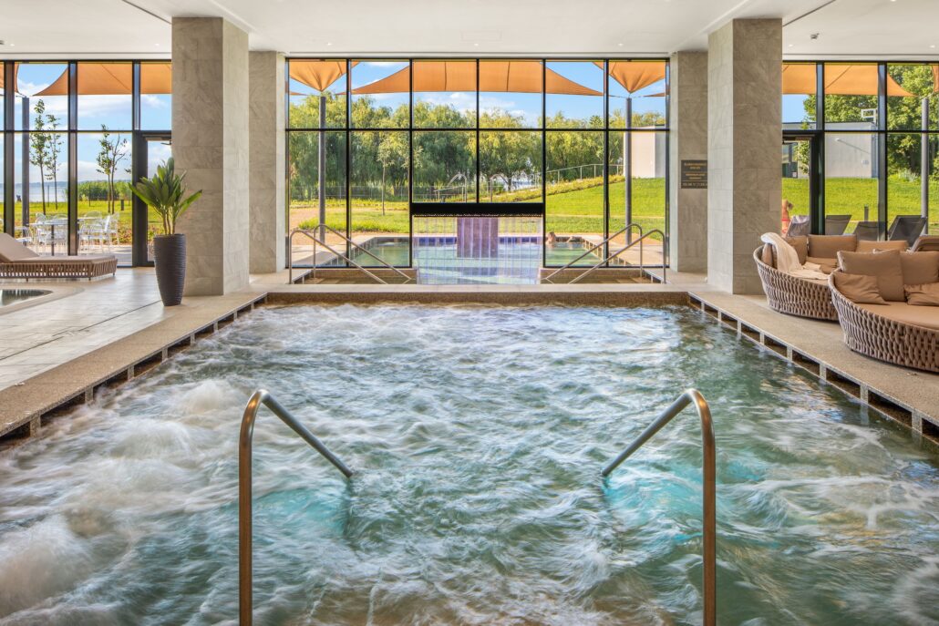 adventure pool sirus hotel