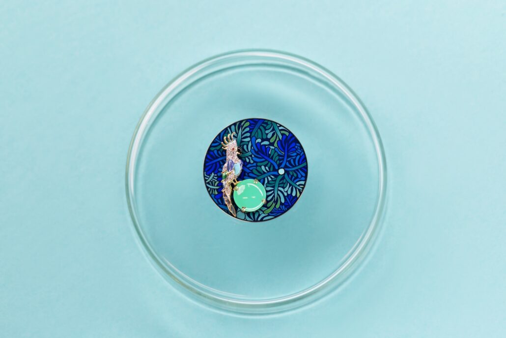 Craftmanship Paradise bird 5. Dial of the Parrot Bird Watch 2