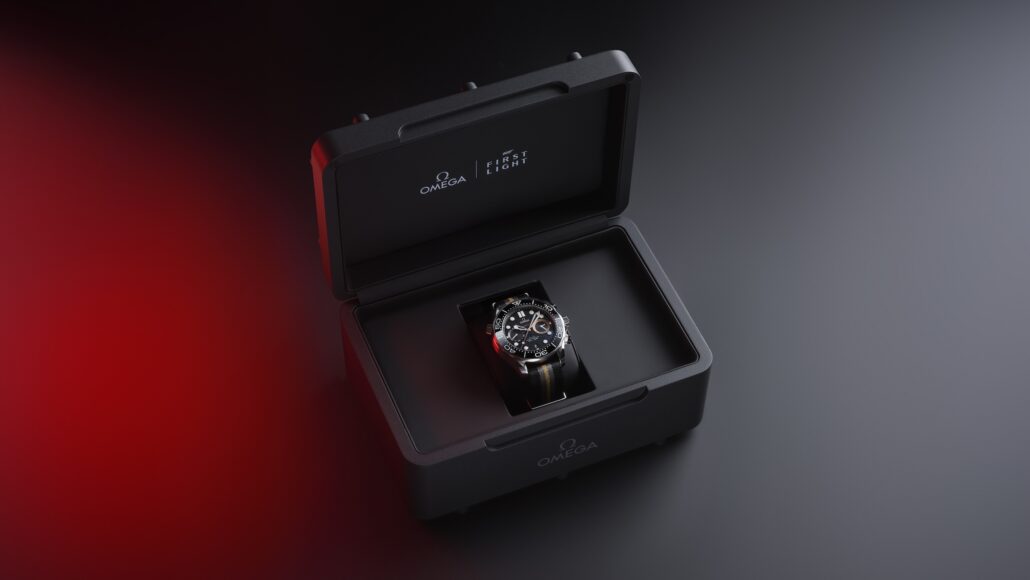 OMEGA 2026 Seamaster Diver 300M Chronograph 007 First Light 210.32.44.51.01.002 Ecrin Open 16 9