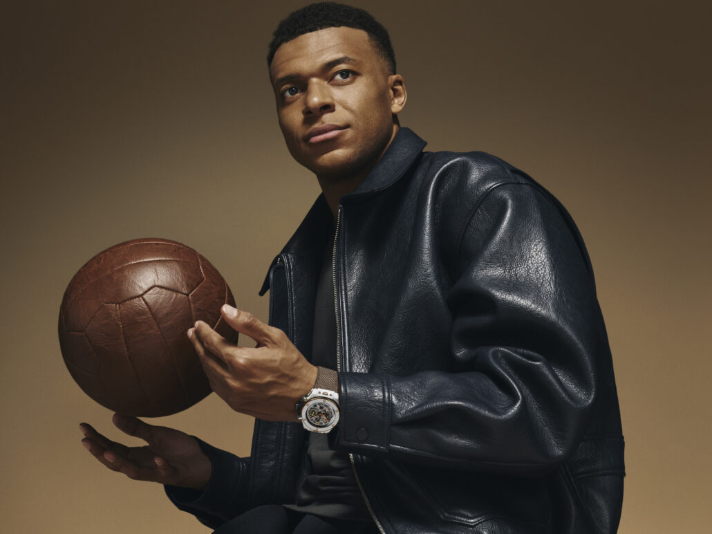 Hublot Ambassador Kylian Mbappe wearing the Big Bang Reloaded Kylian Mbappe 4
