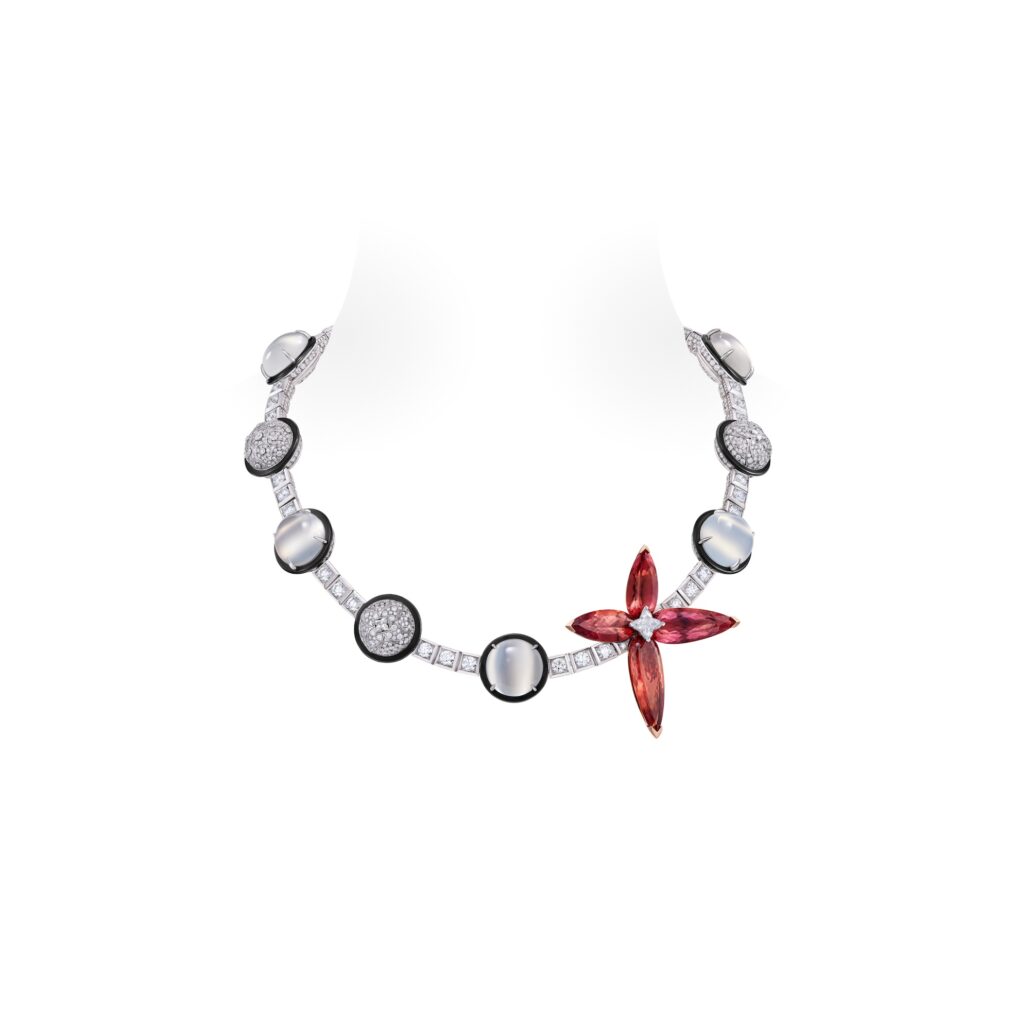 SPELL NECKLACE. LOUIS VUITTON MYTHICA COLLECTION LOUIS VUITTON HIGH JEWELRY