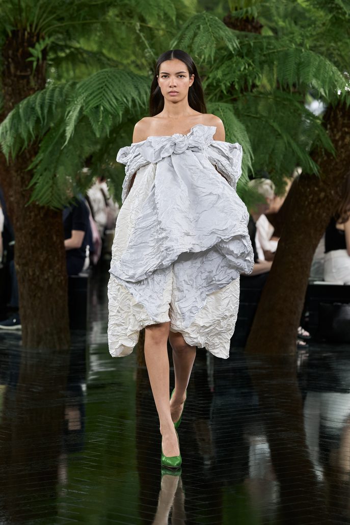 DIOR HC FW2627 FRONT LOOK 11 2x3 687x1030 1