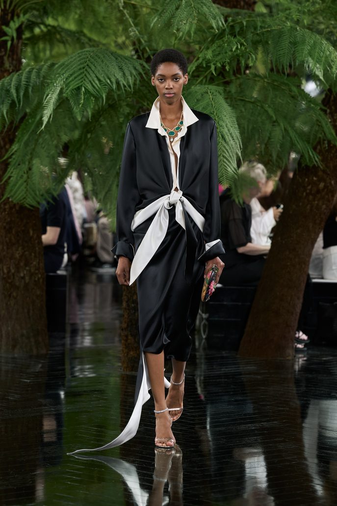 DIOR HC FW2627 FRONT LOOK 23 2x3 687x1030 1