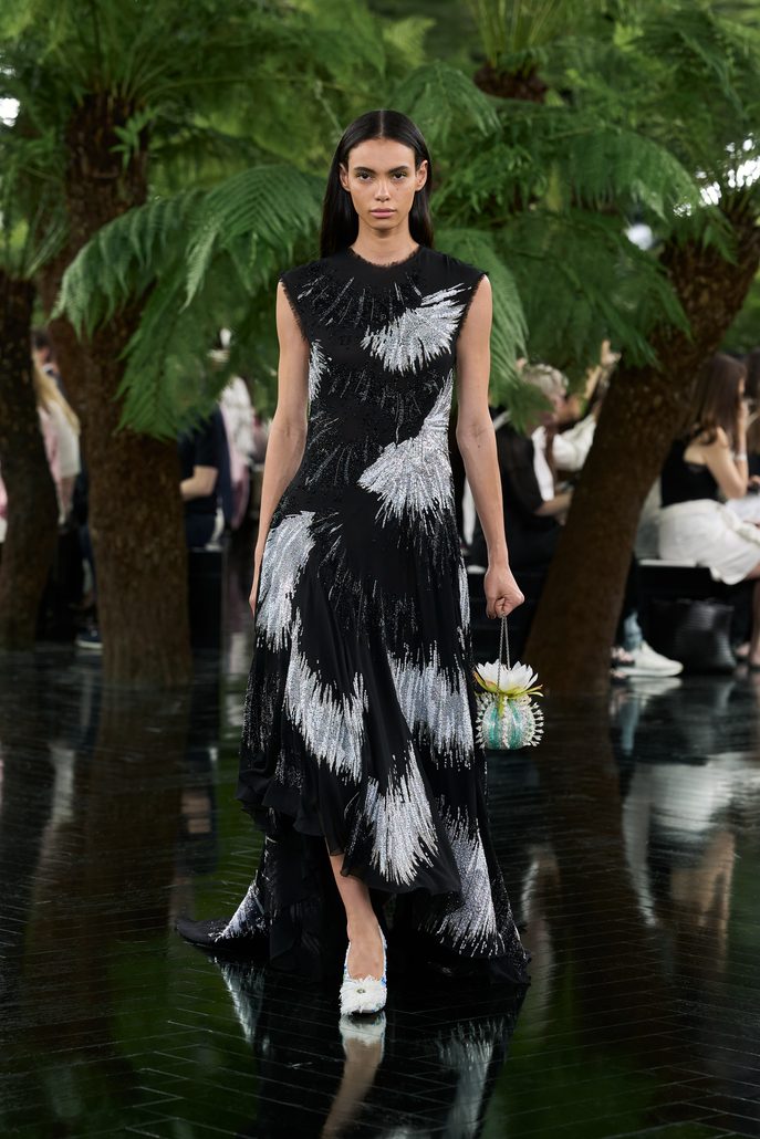 DIOR HC FW2627 FRONT LOOK 42 2x3 687x1030 1