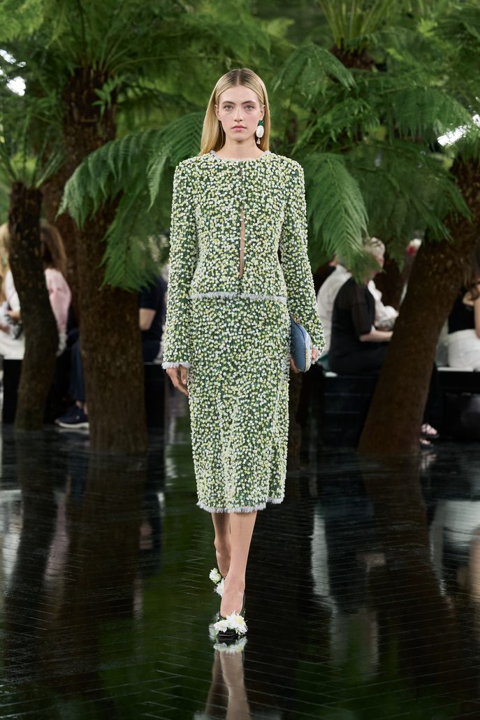 DIOR HC FW2627 FRONT LOOK 57 2x3 687x1030 1