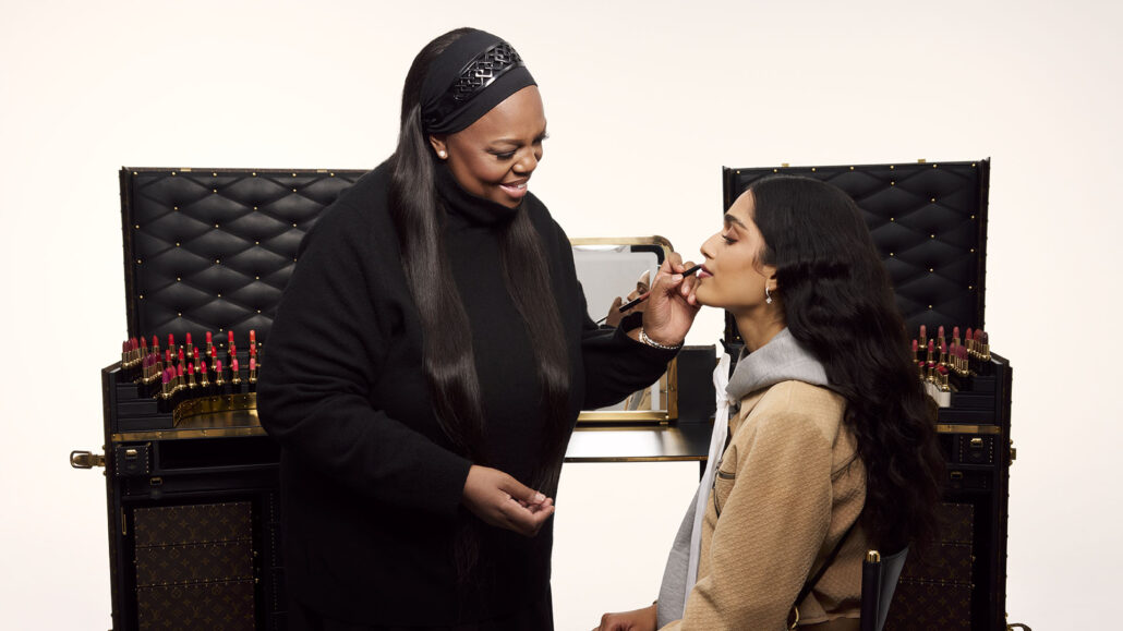 PAT MCGRATH LV CRAYON 2
