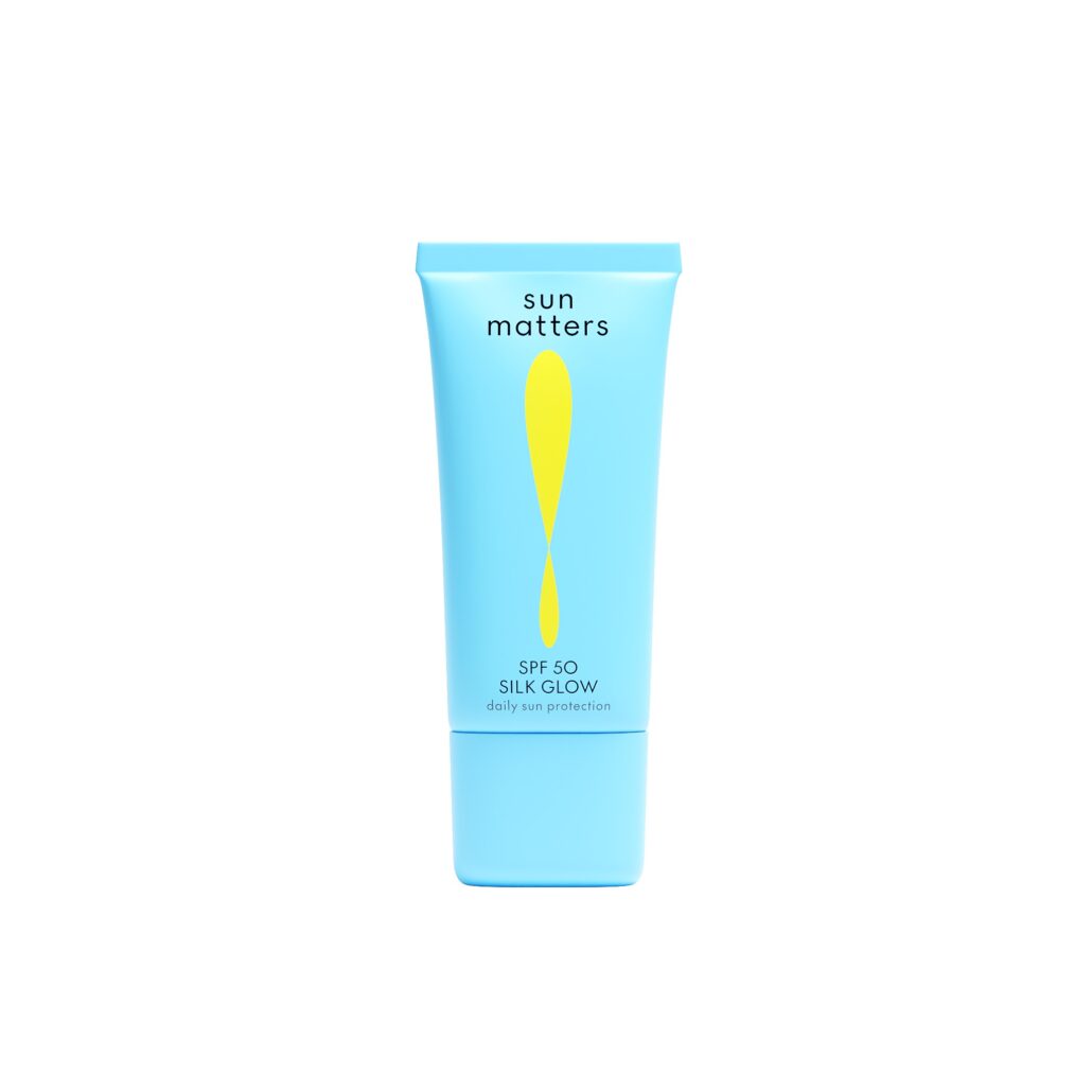 Silk Glow SPF50 Front