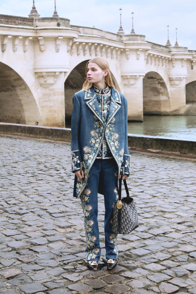 13 DIOR WOMAN FALL26 PRESS LOOK 008