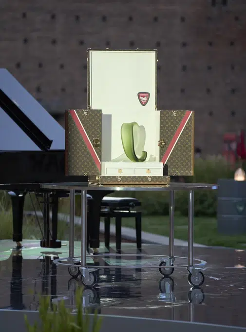 Louis Vuitton Trophy Trunk and the Vienini trophy 1