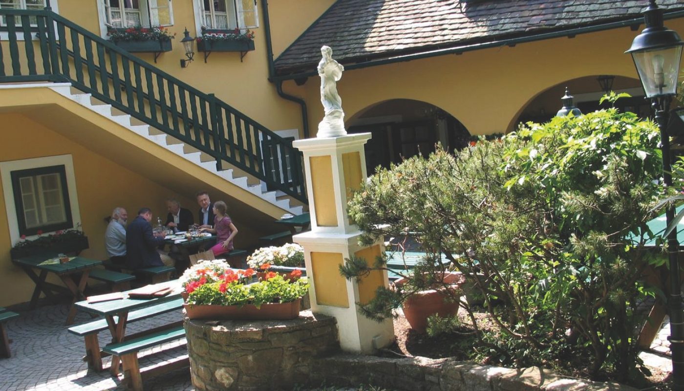 67943ad79fde42deb7595a30eacac1ea