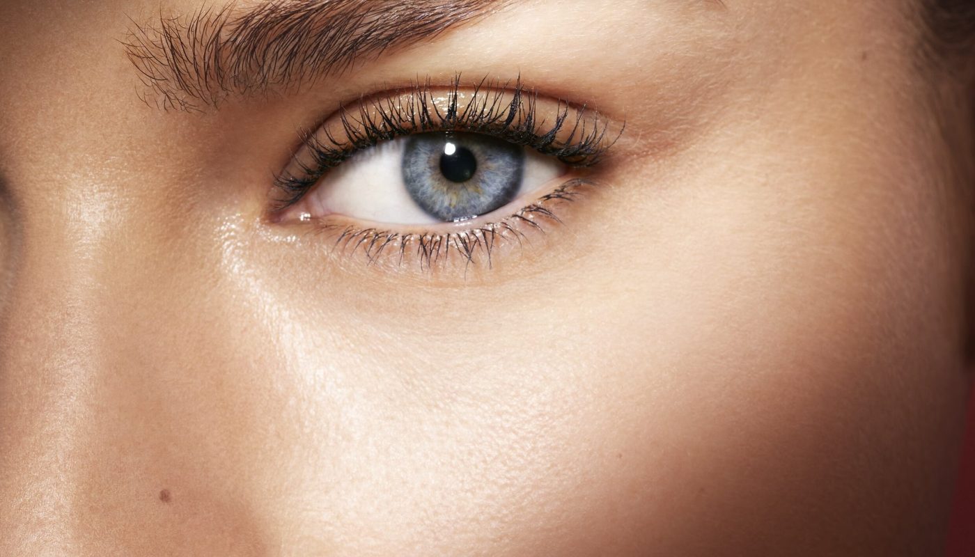 CLARINS_Total Eye Lift_Model_Square_Bildrechte DavidFerrua-BirgitKos bis 31.05.2026