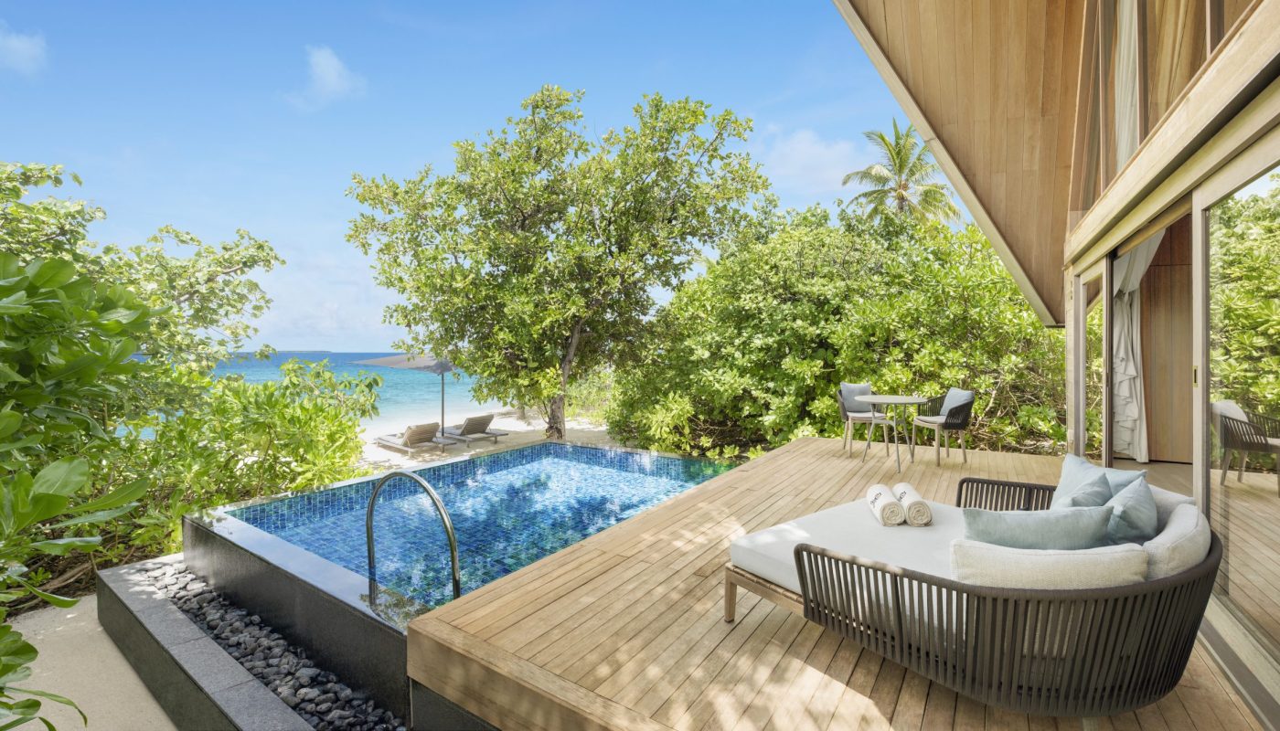 The St. Regis Maldives Vommuli Resort