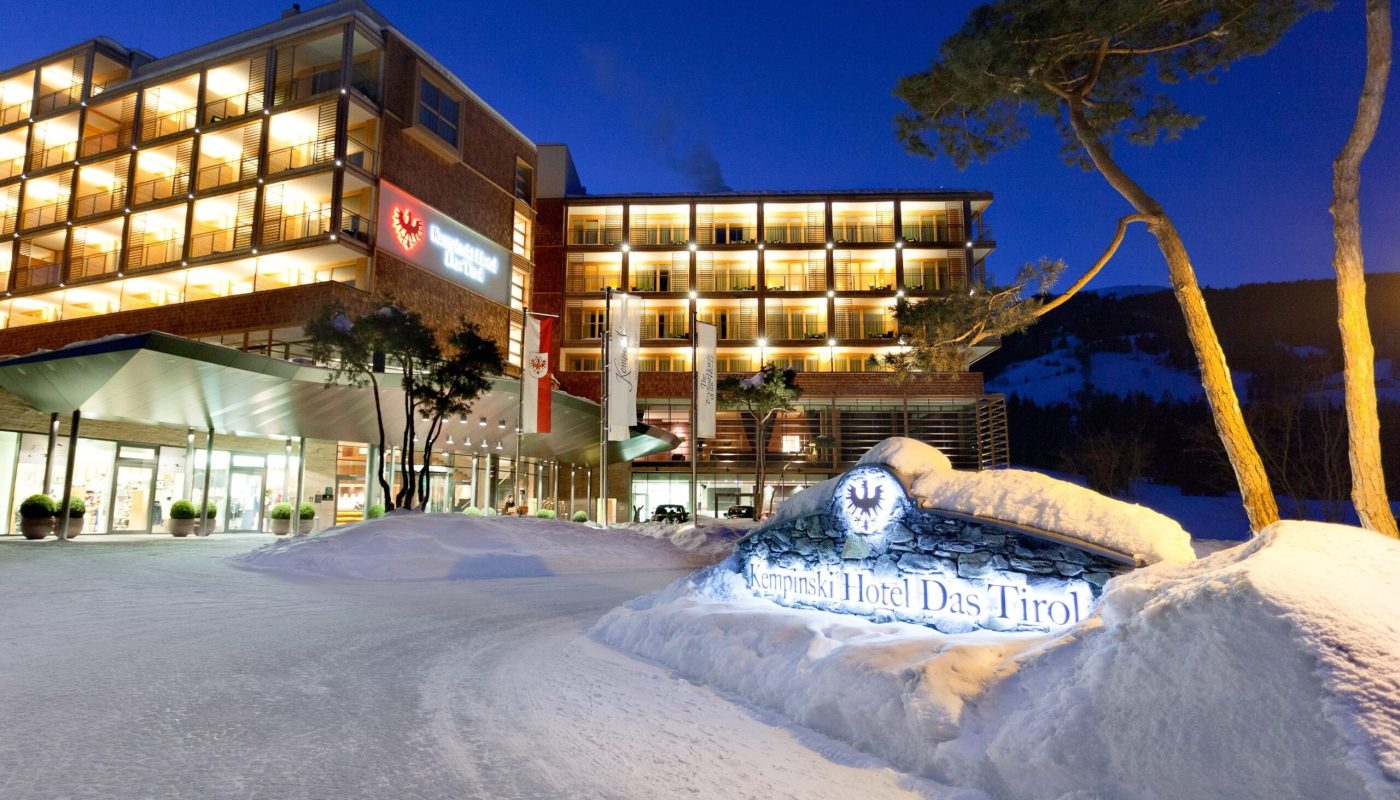 Hotel Front Kempinski Hotel Das Tirol