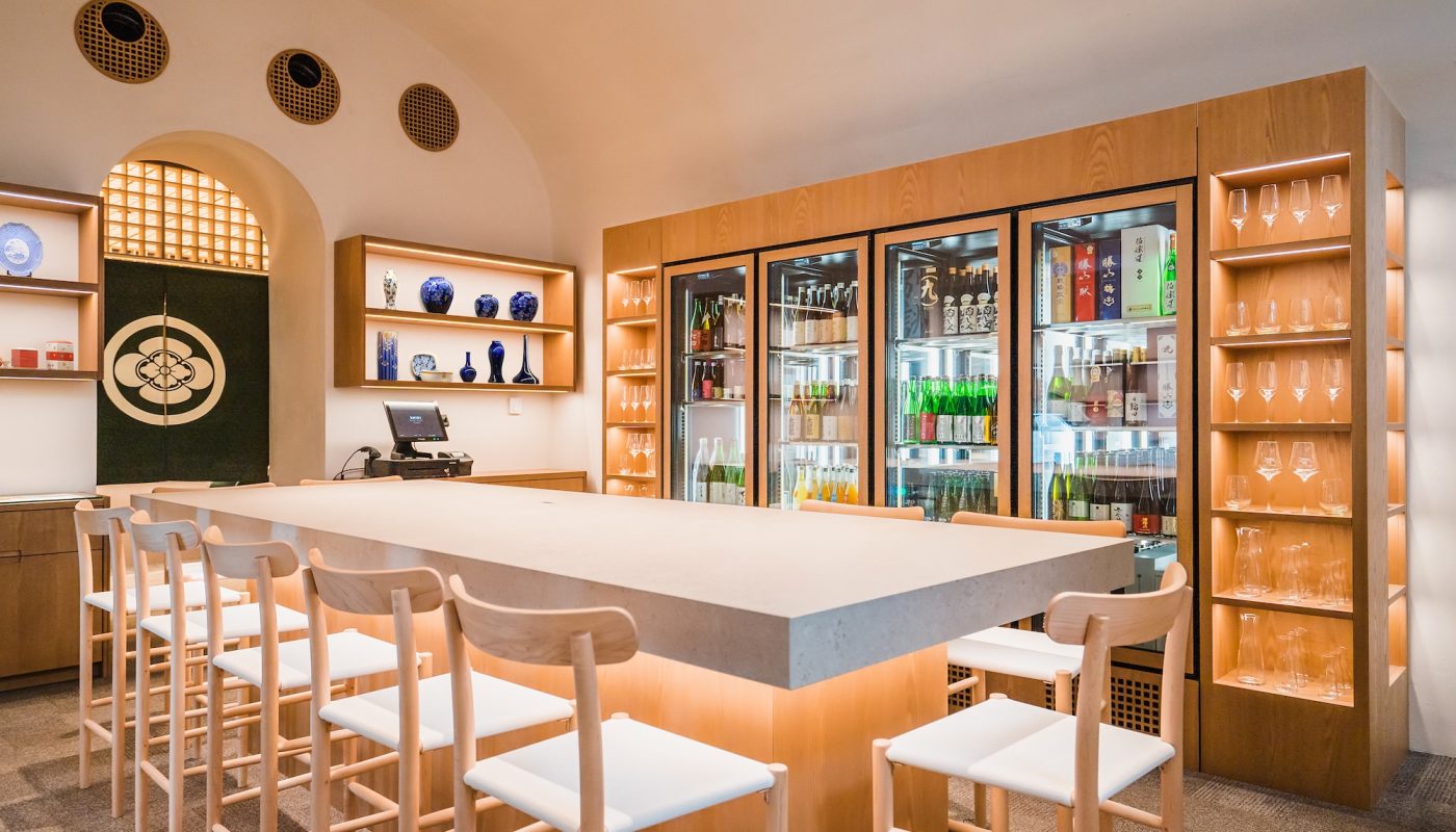 SHIKI Boutique mit Produkten & Sakethek (c) Irina Thalhammer