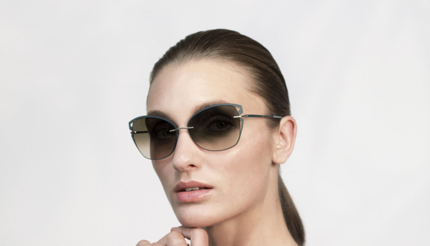 Silhouette_Accent-Shades_8179_5040_people_EUR-330-csilhouette