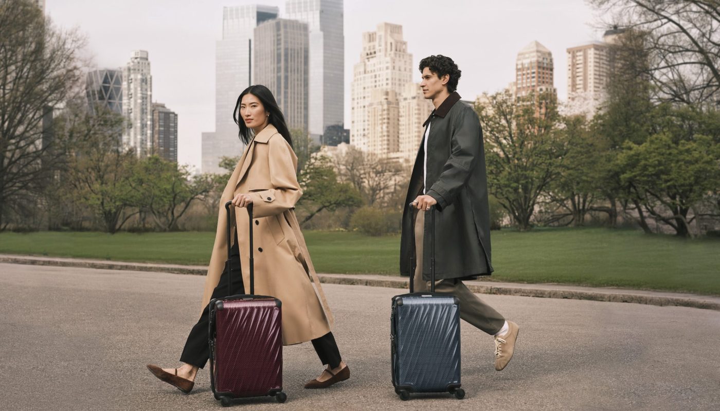 TUMI_FW25Seasonal_19DLiteIntl_Wine_Pavement_Euro 790.00